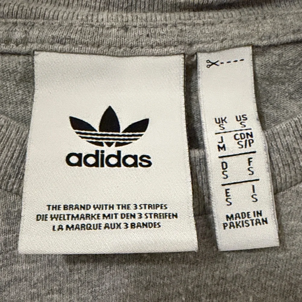 Adidas Originals Trefoil Essentials Tee - Picture 4 of 4